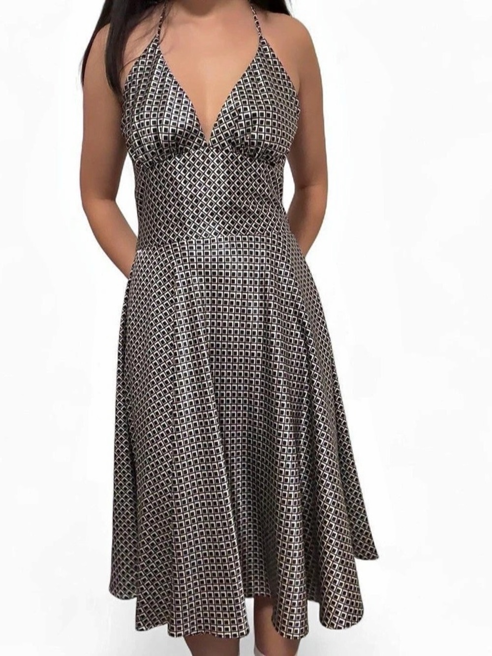 ALYNPAGE Geometric Midi Dress in Black & White